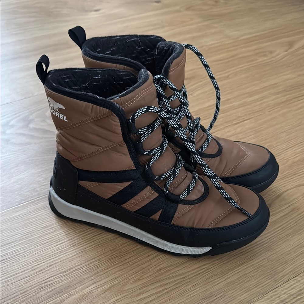 Sorel Brown and Black Winter Boots